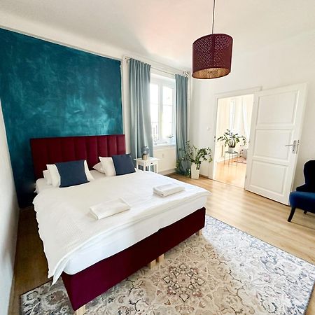 City Center Apartments Братислава Экстерьер фото
