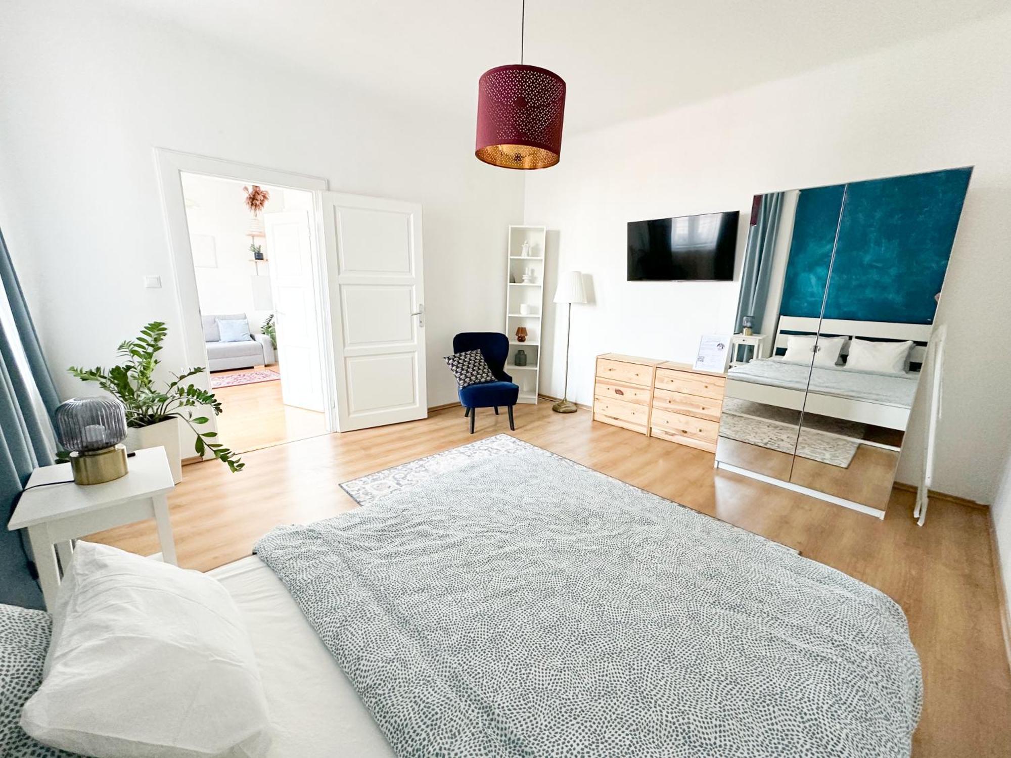 City Center Apartments Братислава Экстерьер фото